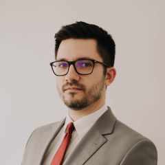 mecenas Tomasz Szadach